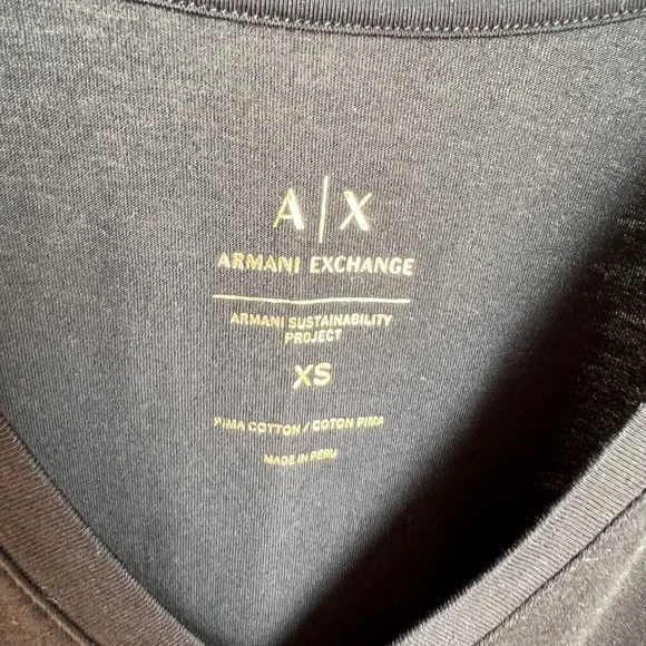 ARMANI EXCHANGE T shirt in XS - Picture 6 of 6